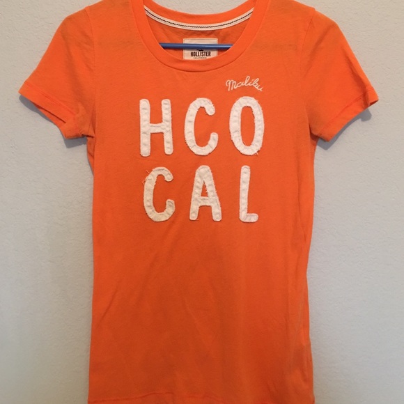 Hollister Graphic Tee
