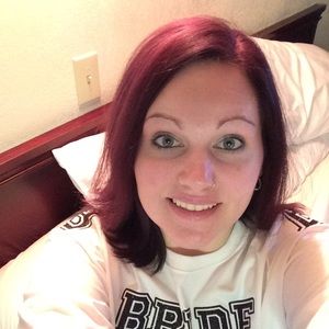 Meet your Posher, Joni