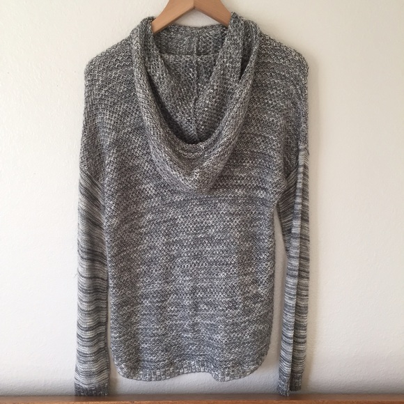 Urban Outfitters Knit Sweater - Picture 2 of 4