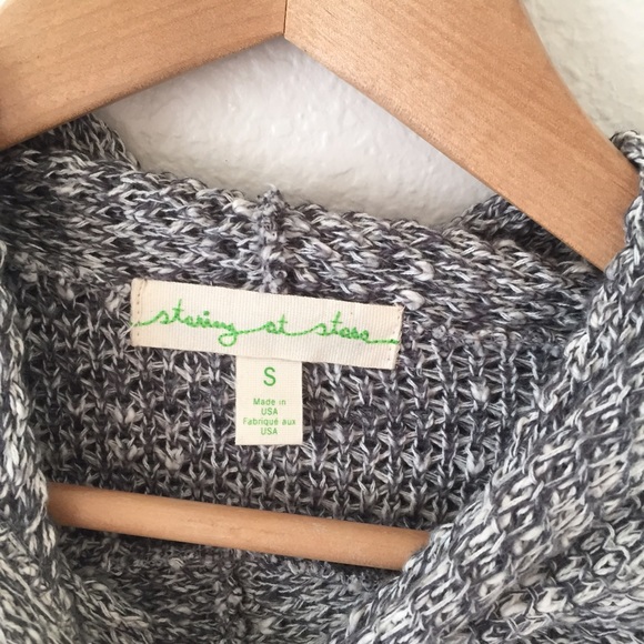 Urban Outfitters Knit Sweater - Picture 4 of 4