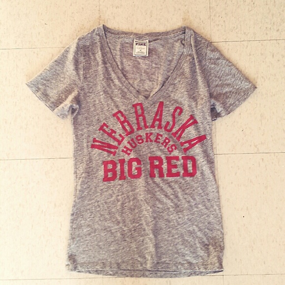 VS PINK HUSKERS JERSEY - Picture 1 of 2