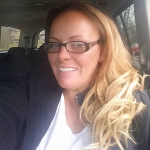 Meet your Posher, Holly