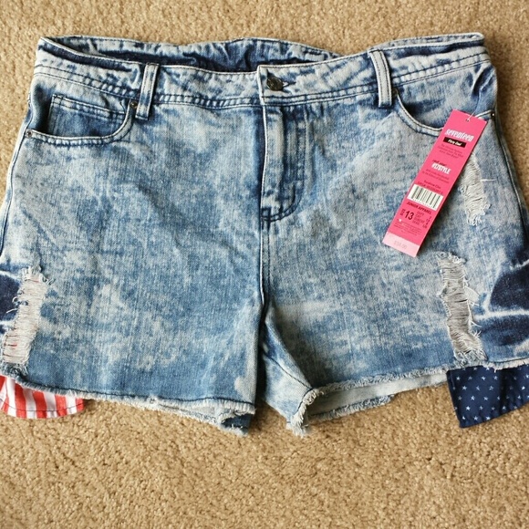Festive shorts