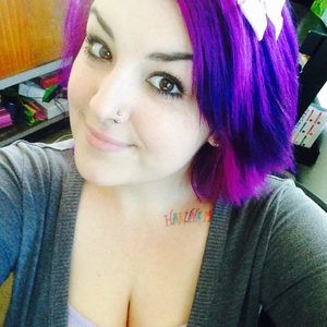 Meet your Posher, Desiree