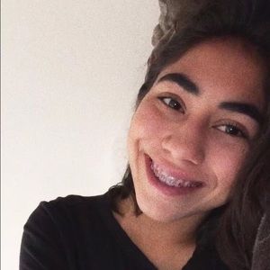 Meet your Posher, Monica