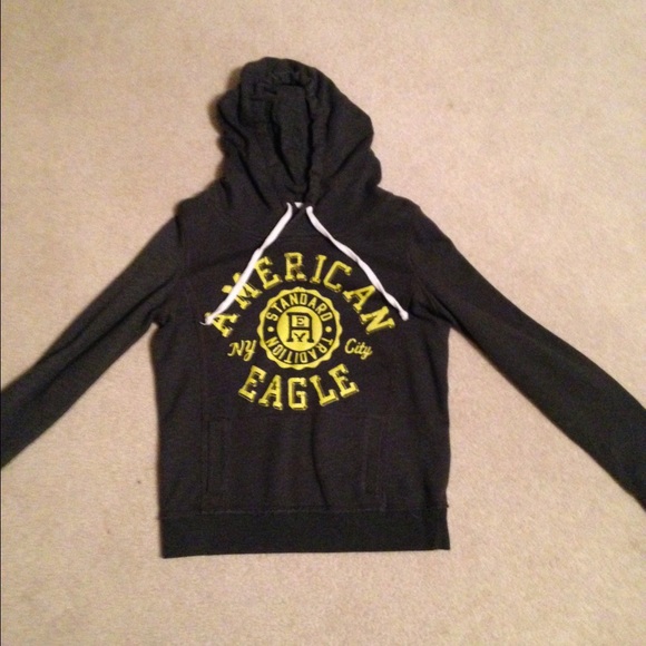 American Eagle Outfitters sweatshirt