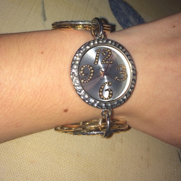 watch - Picture 1 of 2