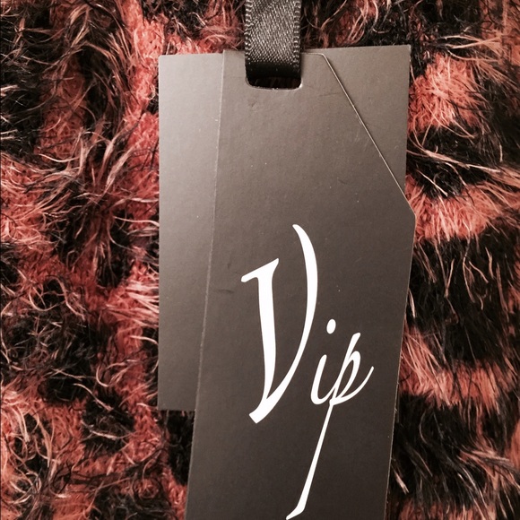 ♥️ALL SIZES SOLD♥️SOFT SWEATER TOP, ANIMAL PRINT BRONZE/BLACK - Picture 2 of 3