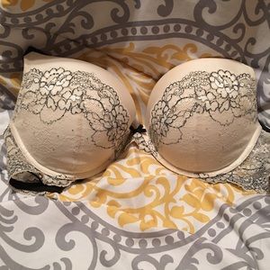 Victoria secret push up bra