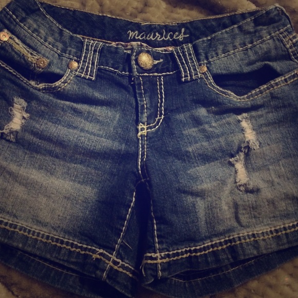 Maurice's shorts