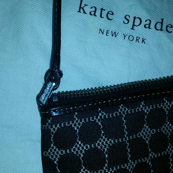 Authentic Kate Spade Noel Signature Bag w Dust Cover - Picture 4 of 11