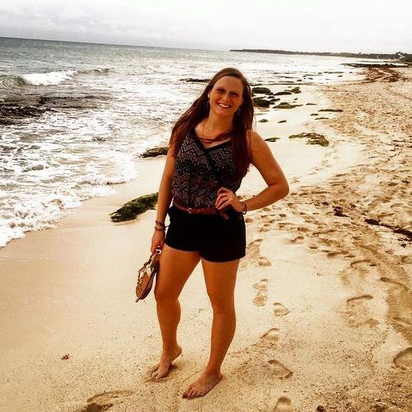 Meet your Posher, Izzy