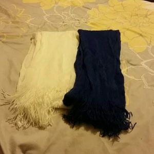 NEVER WORN Bundle of 2 scarves
