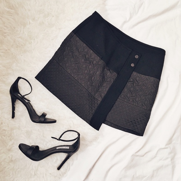 Zara Dresses & Skirts - Zara wrap skirt