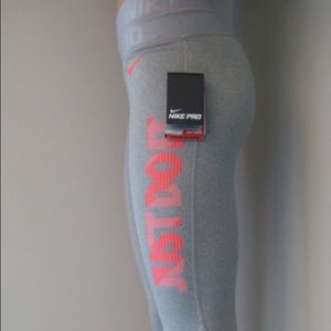 Nike thermal workout leggings