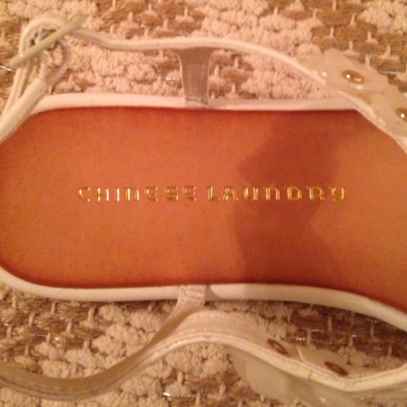 Sandals - Picture 2 of 4