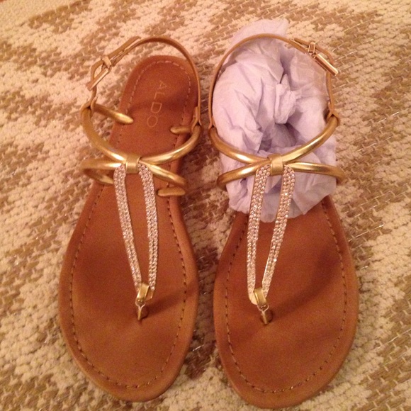 Gold sandals- bundle 👍🏼