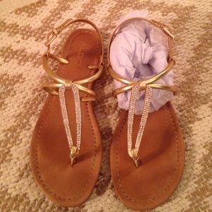 Gold sandals- bundle 👍🏼