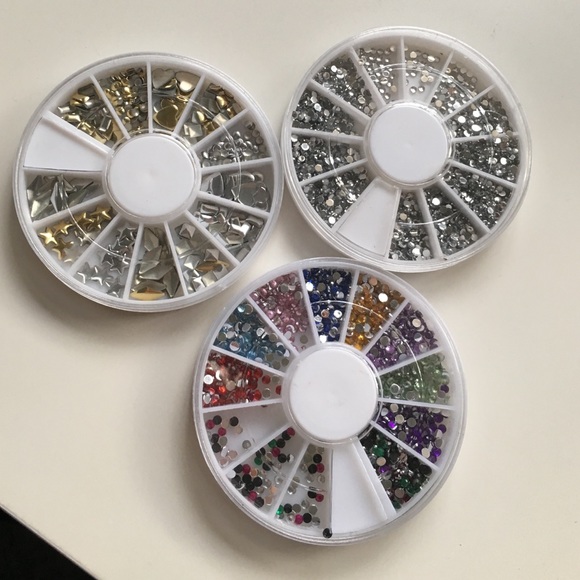 Nail arts
