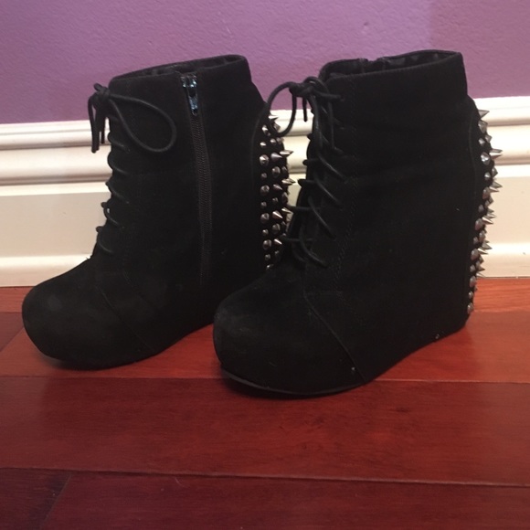 Black spiked Suede wedges