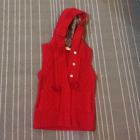 Red Camel Vest