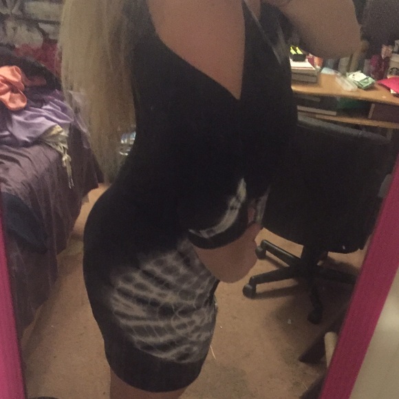 Open shoulder flow blouse - Picture 3 of 3