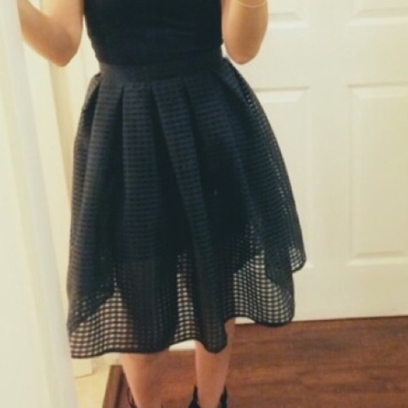 High waisted cage/full skirt