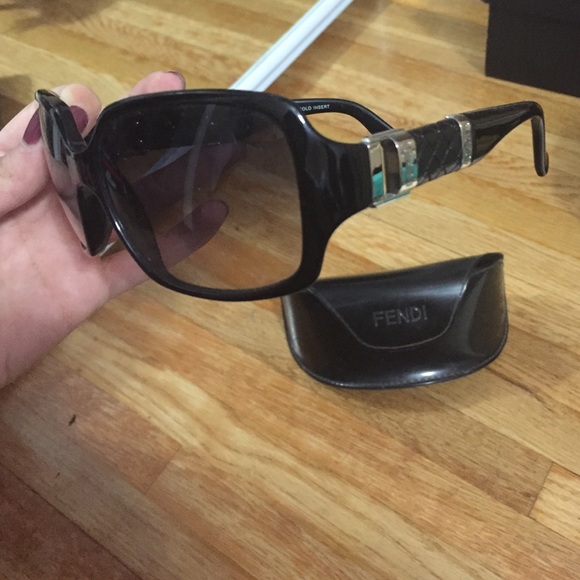 FENDI Accessories - FENDI sunglasses
