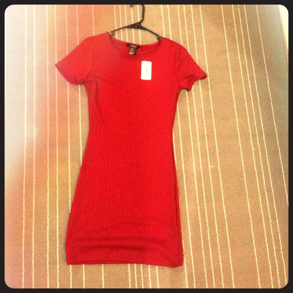 Red Tight-fitted party dress