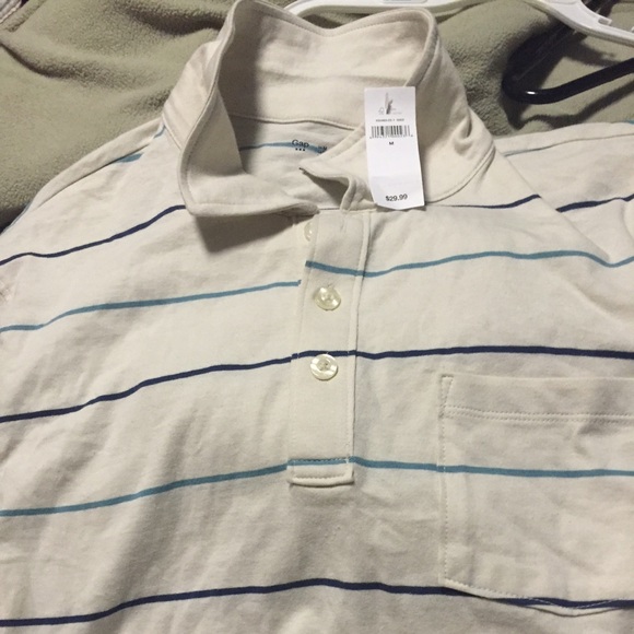 Polo shirt from the GAP brand new with tags