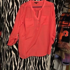 Quarter sleeve salmon shirt