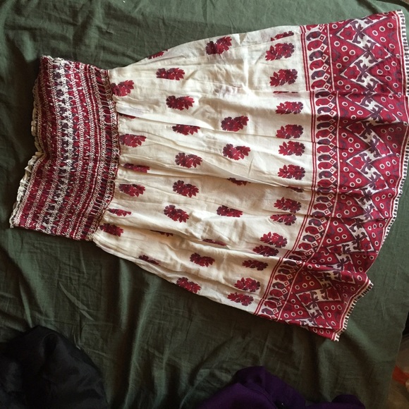 Flowered stretchy dress/top/skirt - Picture 2 of 4