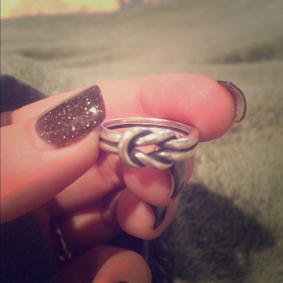 James Avery lovers knot ring