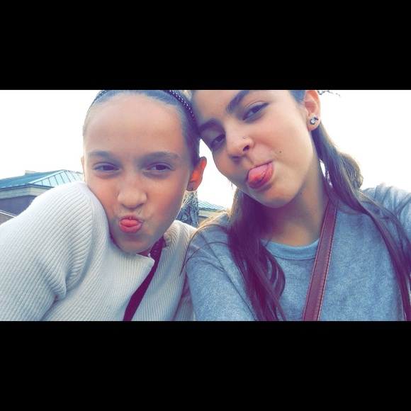 Meet your Posher, Charchlo