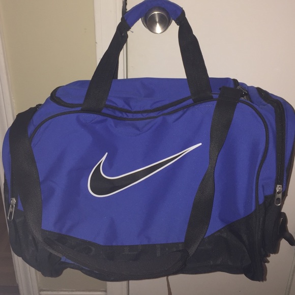 Nike duffle bag