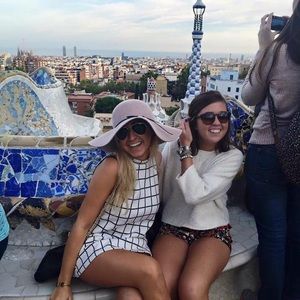 Meet your Posher, Claire