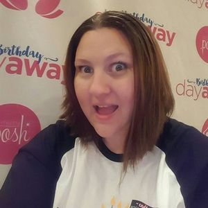 Meet your Posher, Melissa