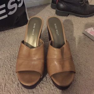 Lightly used Nine West heels