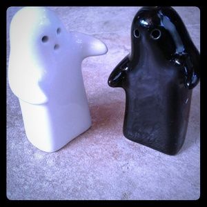 Salt & Pepper Shaker