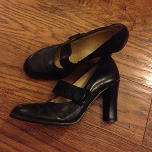 Black Antonio Melani Heels