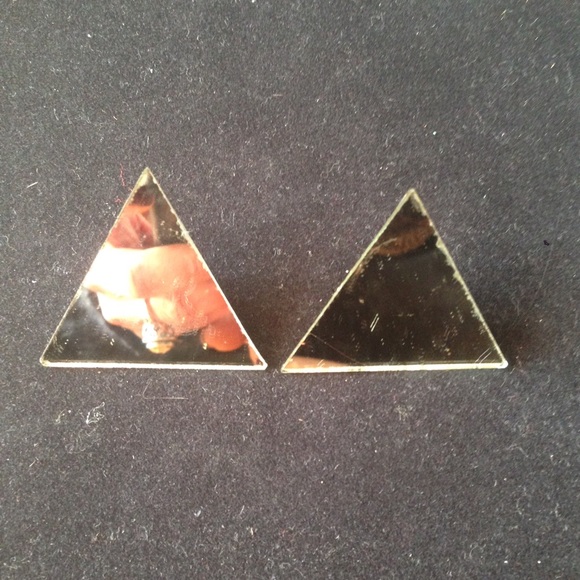 Triangular shape mirror clip on earrings