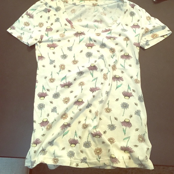 Urban outfitters floral tee