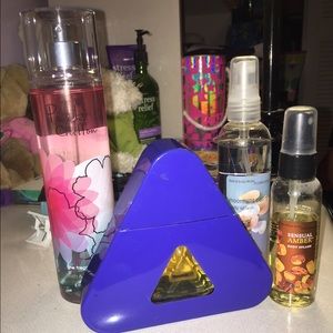 Perfume/spray bundle, 5 total!