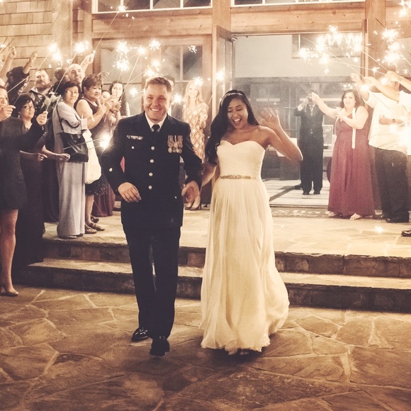 • Meet Your Posher • - Picture 4 of 4