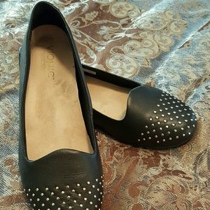Pair of Vionic flats