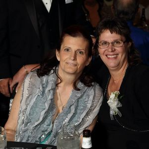 Meet your Posher, Joni