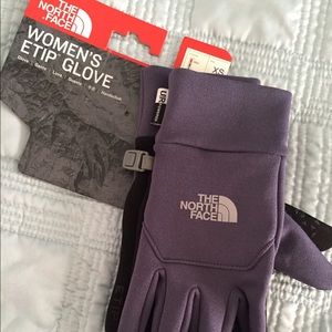 North face eTip women's gloves size medium