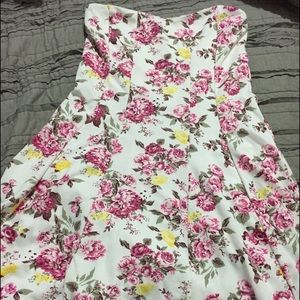 Short floral dress.