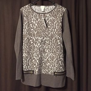 Chicos leopard print, zip pocket sweater
