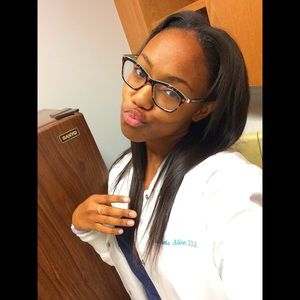 Meet your Posher, Victoria